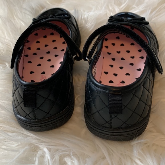 NWOT Carters Girls Dress Shoes - Picture 3 of 4
